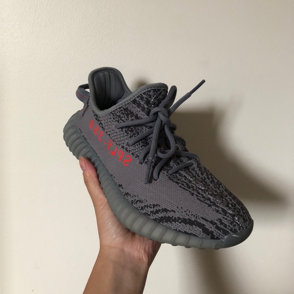 Yeezy Boost 350 Beluga 2.0 - Size 6